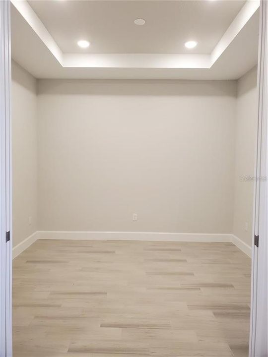 出租: $3,300 (2 贝兹, 2 浴室, 1558 平方英尺)