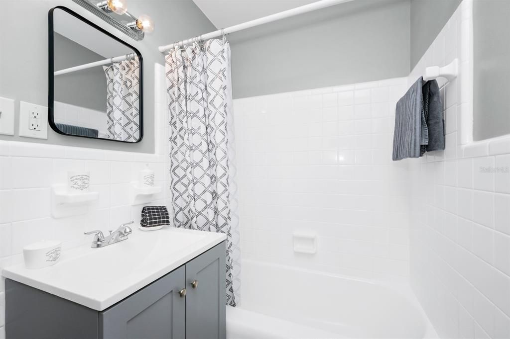 В аренду: $2,500 (3 спален, 3 ванн, 1796 Квадратных фут)