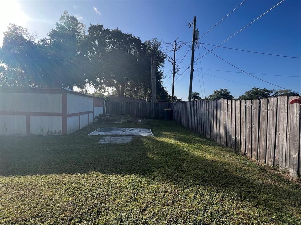 For Sale: $200,000 (3 beds, 1 baths, 1064 Square Feet)