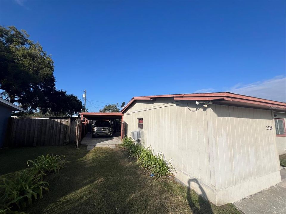 For Sale: $200,000 (3 beds, 1 baths, 1064 Square Feet)