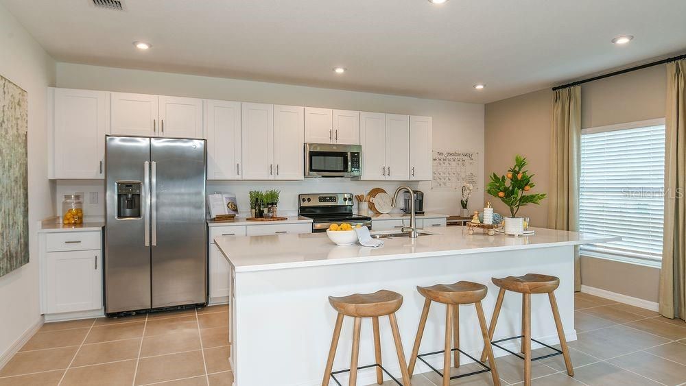 En Venta: $375,999 (4 camas, 2 baños, 2142 Pies cuadrados)