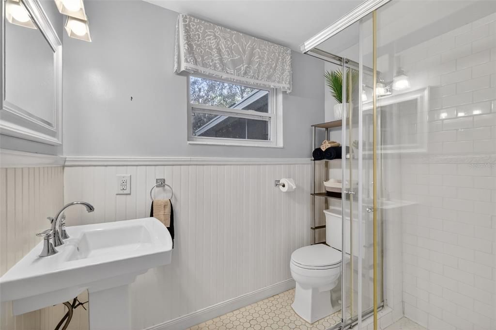 En Venta: $442,999 (3 camas, 2 baños, 1534 Pies cuadrados)