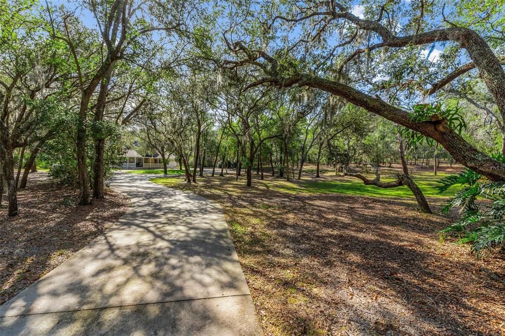 For Sale: $649,900 (4 beds, 3 baths, 2681 Square Feet)