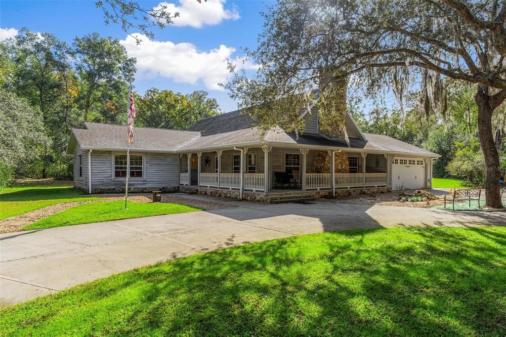 For Sale: $649,900 (4 beds, 3 baths, 2681 Square Feet)