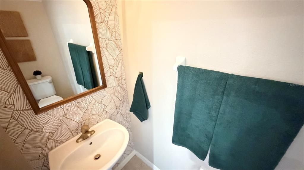 На продажу: $256,500 (3 спален, 2 ванн, 1400 Квадратных фут)