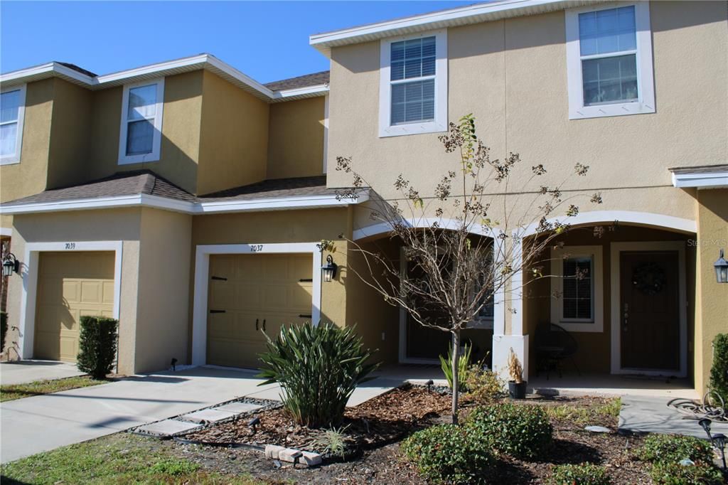 На продажу: $256,500 (3 спален, 2 ванн, 1400 Квадратных фут)