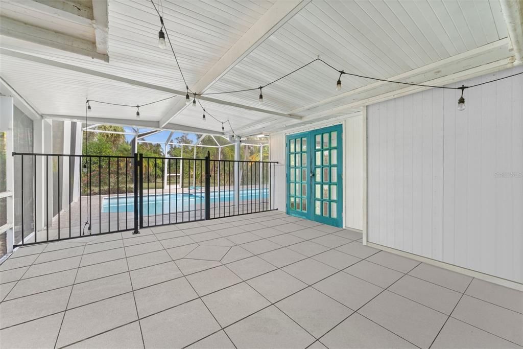 На продажу: $379,000 (3 спален, 2 ванн, 1787 Квадратных фут)