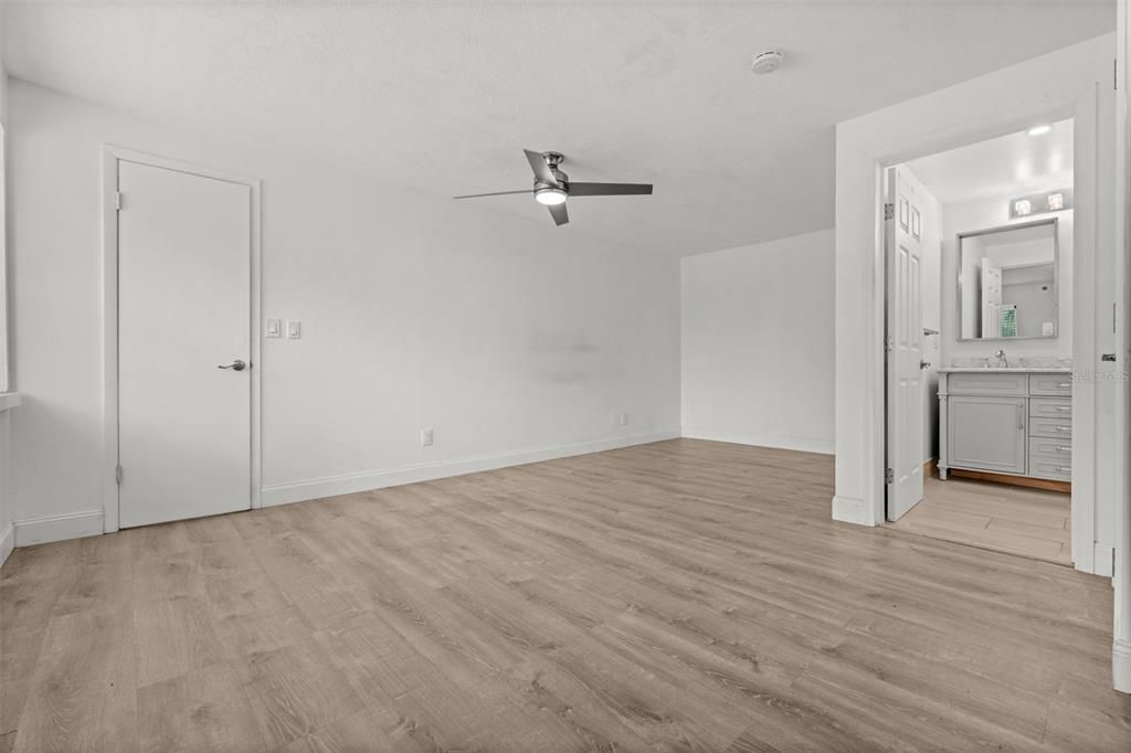 На продажу: $379,000 (3 спален, 2 ванн, 1787 Квадратных фут)