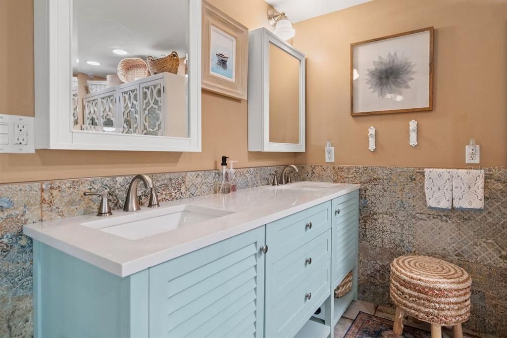 待售: $782,000 (4 贝兹, 3 浴室, 3170 平方英尺)