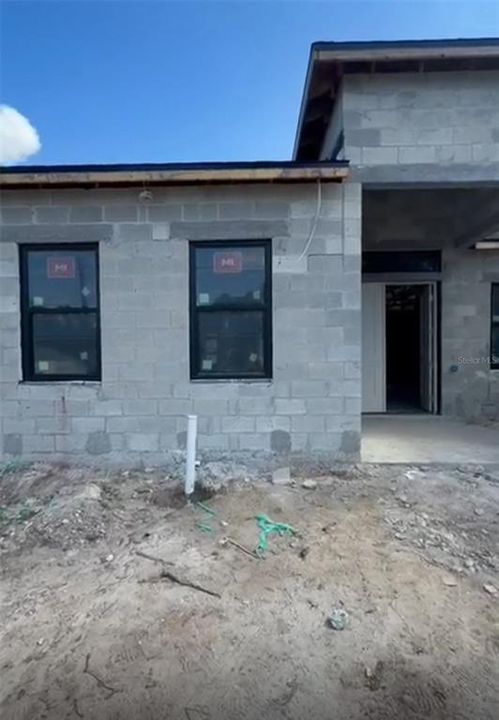 En Venta: $429,000 (4 camas, 3 baños, 1975 Pies cuadrados)