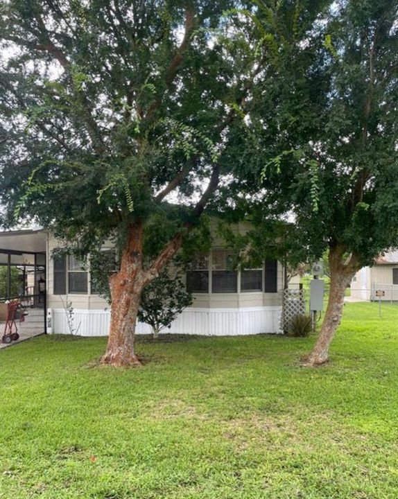 Недавно продано: $160,000 (2 спален, 2 ванн, 1012 Квадратных фут)