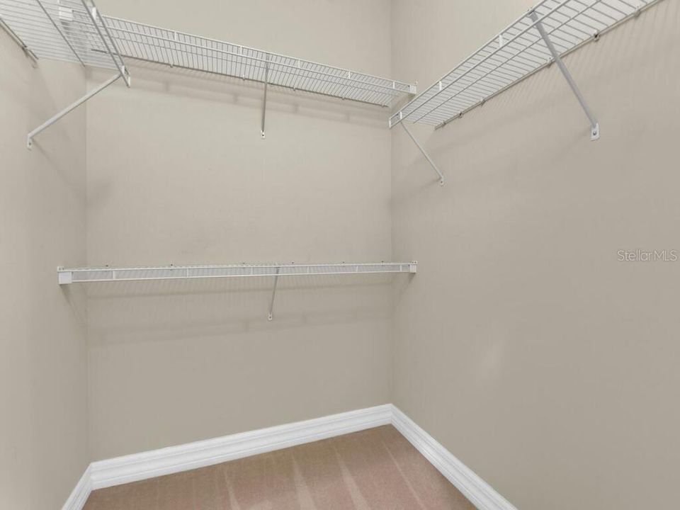 For Sale: $349,000 (3 beds, 2 baths, 2196 Square Feet)