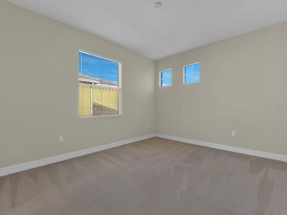 For Sale: $349,000 (3 beds, 2 baths, 2196 Square Feet)