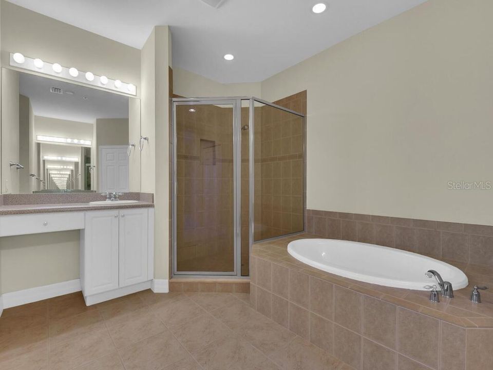 For Sale: $349,000 (3 beds, 2 baths, 2196 Square Feet)