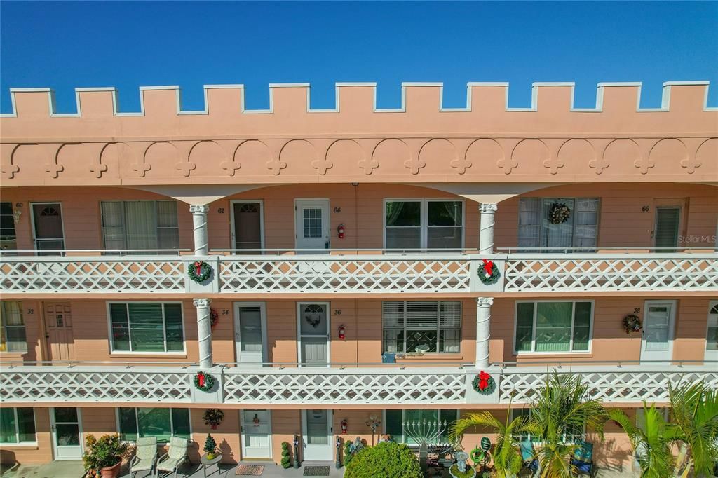 待售: $89,900 (1 贝兹, 1 浴室, 825 平方英尺)