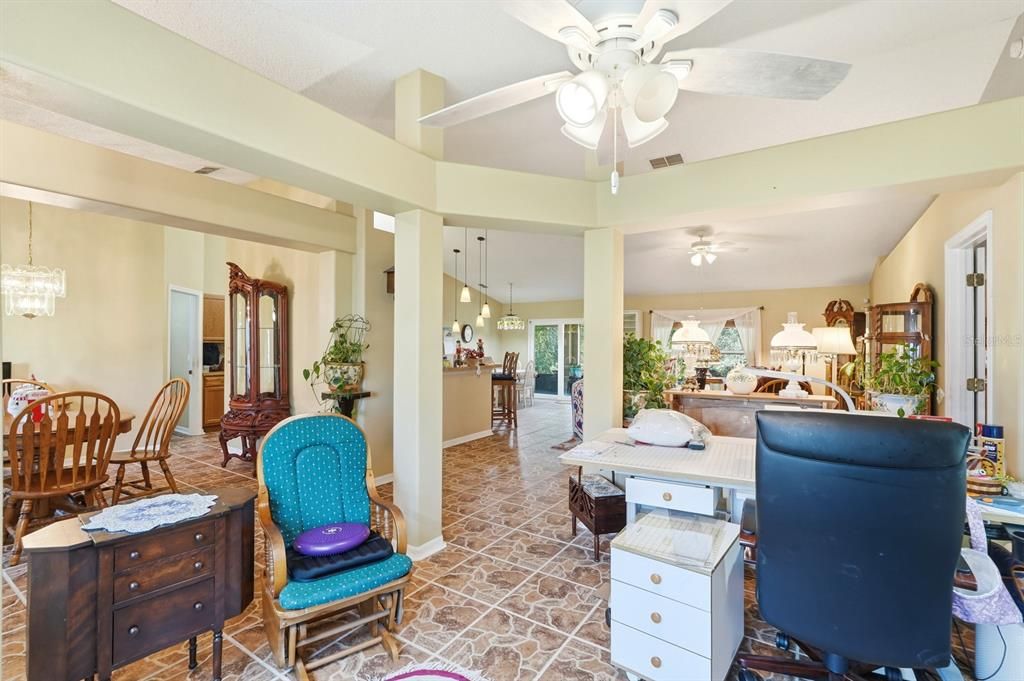 For Sale: $340,000 (3 beds, 2 baths, 2006 Square Feet)