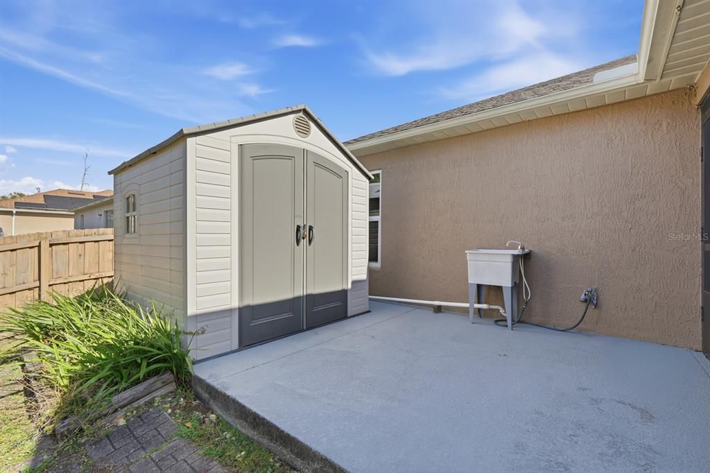 For Sale: $340,000 (3 beds, 2 baths, 2006 Square Feet)
