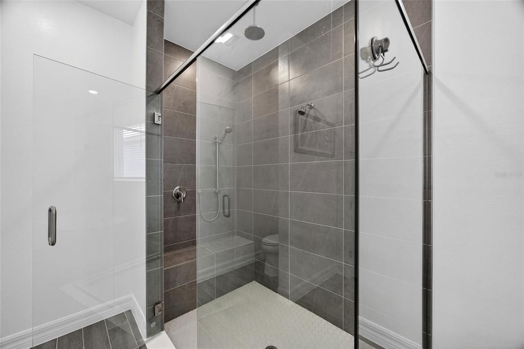 На продажу: $539,000 (4 спален, 3 ванн, 2677 Квадратных фут)