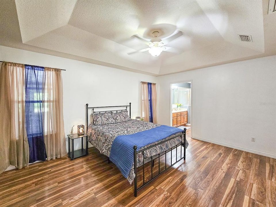 For Sale: $313,000 (3 beds, 2 baths, 1879 Square Feet)