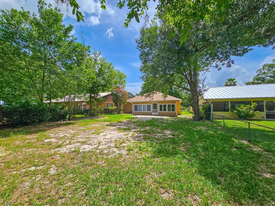 For Sale: $313,000 (3 beds, 2 baths, 1879 Square Feet)