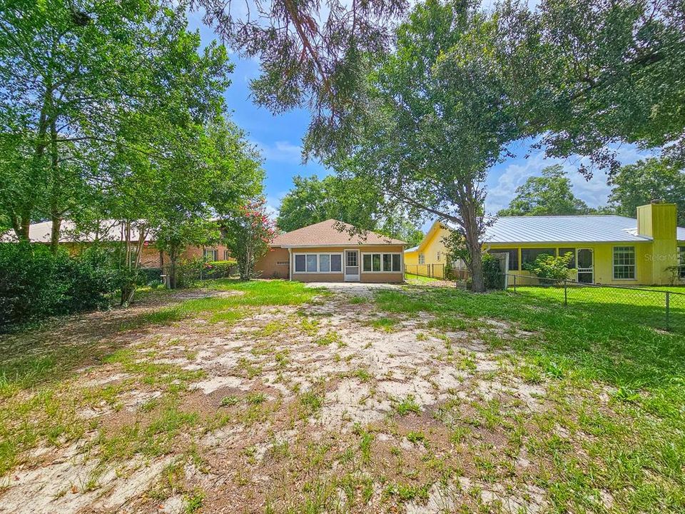 For Sale: $313,000 (3 beds, 2 baths, 1879 Square Feet)