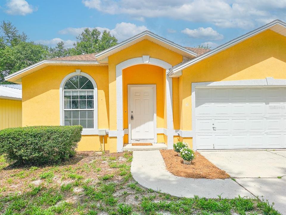 For Sale: $313,000 (3 beds, 2 baths, 1879 Square Feet)