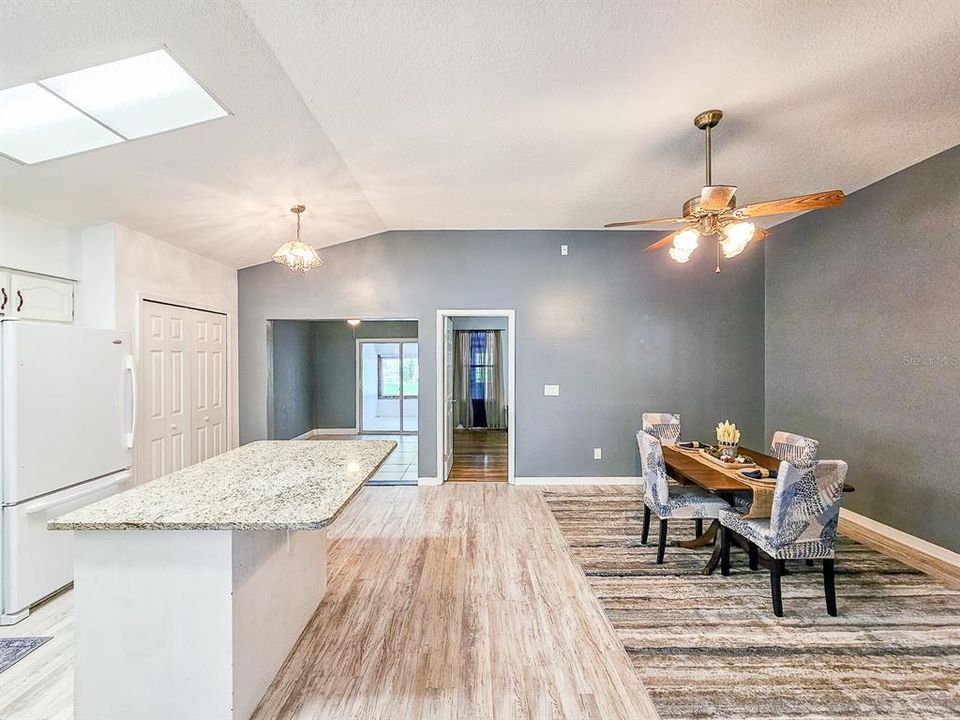 For Sale: $313,000 (3 beds, 2 baths, 1879 Square Feet)