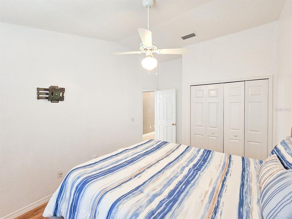 For Sale: $313,000 (3 beds, 2 baths, 1879 Square Feet)