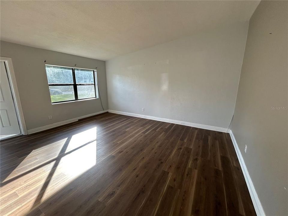 En Renta: $1,800 (4 camas, 2 baños, 1756 Pies cuadrados)