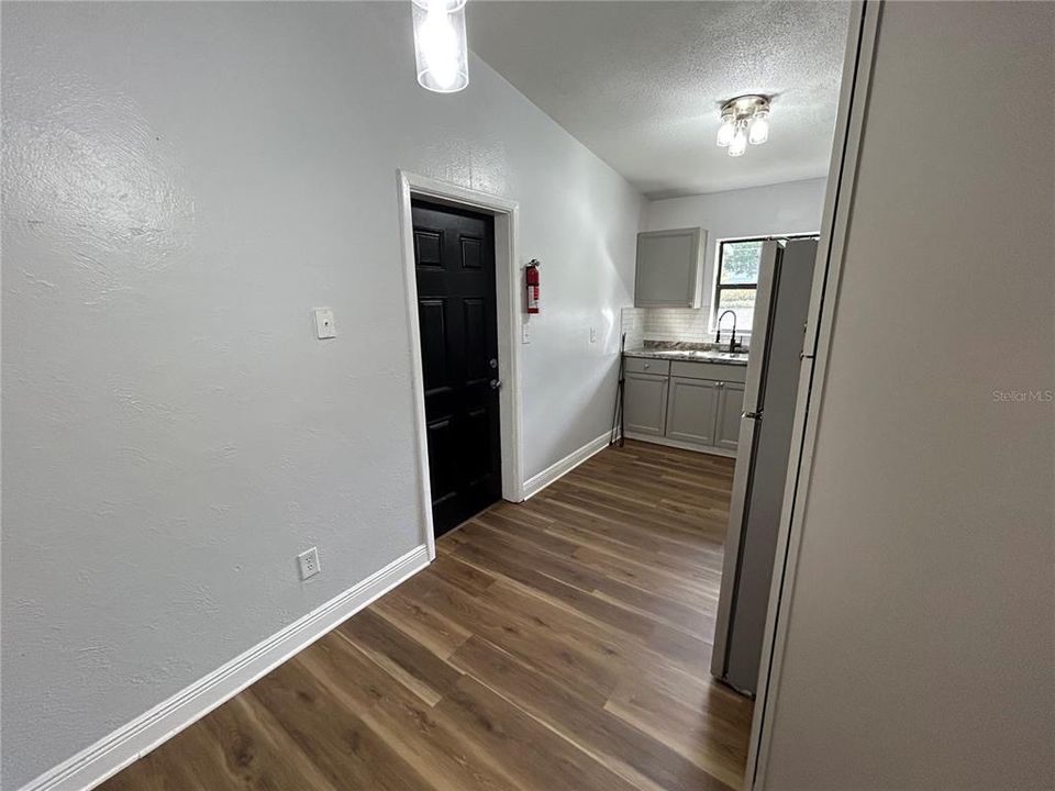 En Renta: $1,800 (4 camas, 2 baños, 1756 Pies cuadrados)