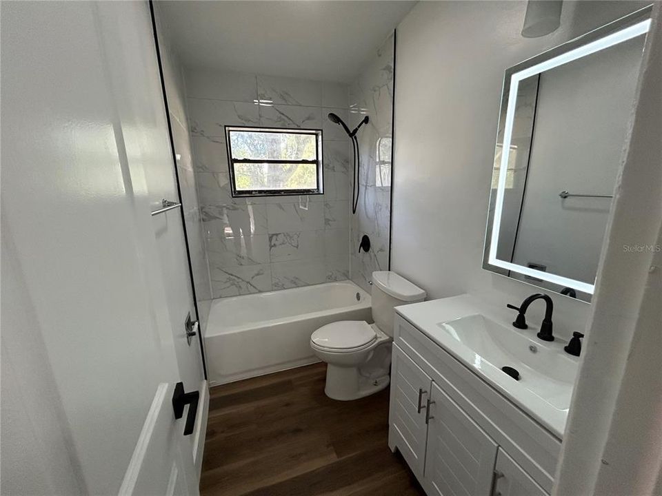 En Renta: $1,800 (4 camas, 2 baños, 1756 Pies cuadrados)