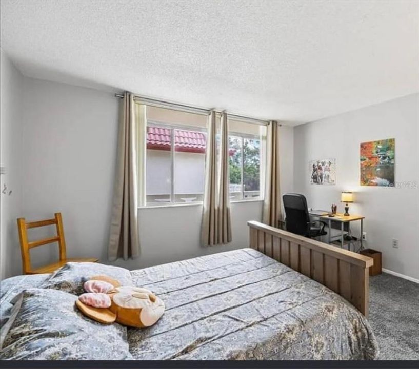 For Sale: $225,000 (2 beds, 2 baths, 1200 Square Feet)