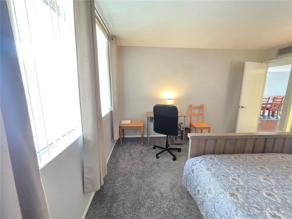 For Sale: $225,000 (2 beds, 2 baths, 1200 Square Feet)