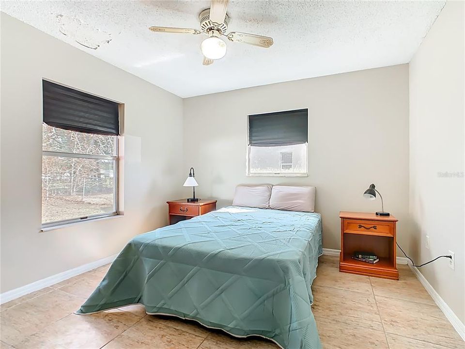 Под контрактом: $169,900 (2 спален, 1 ванн, 759 Квадратных фут)