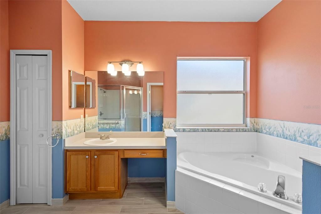 For Sale: $330,000 (3 beds, 2 baths, 2145 Square Feet)