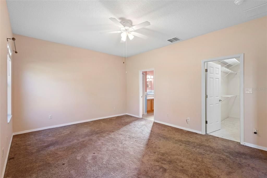 For Sale: $330,000 (3 beds, 2 baths, 2145 Square Feet)