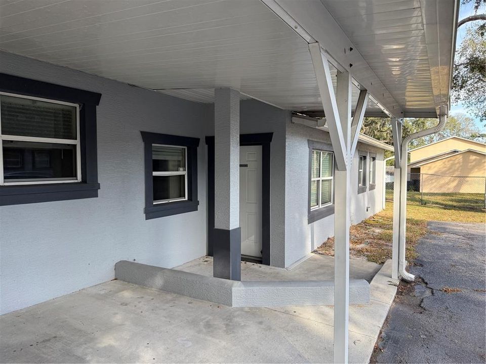 For Rent: $1,295 (2 beds, 1 baths, 900 Square Feet)