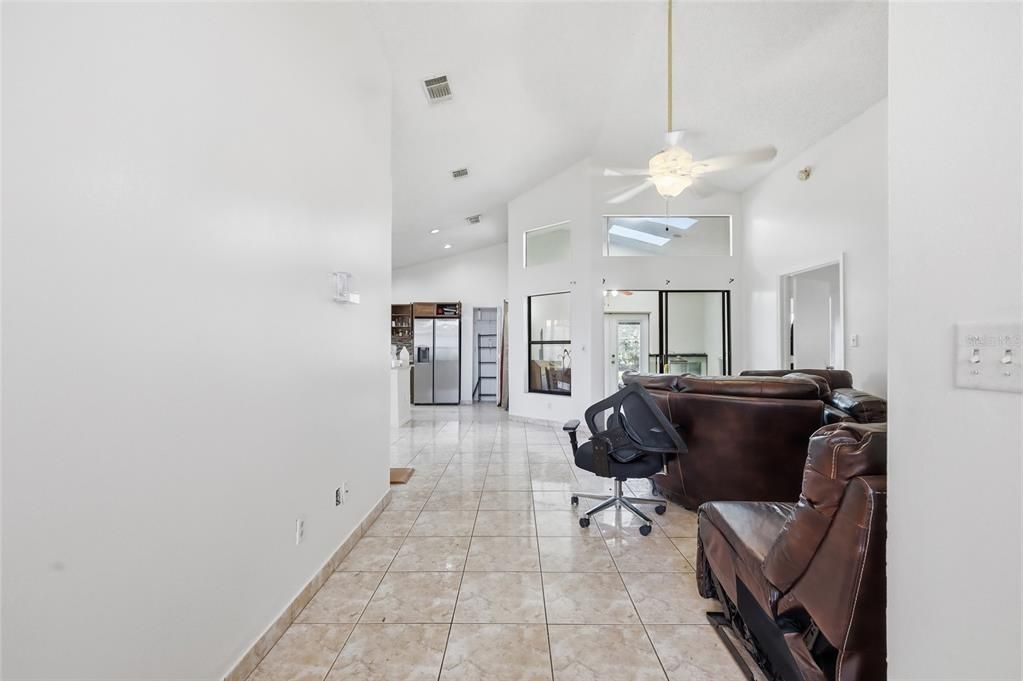 For Sale: $340,000 (3 beds, 2 baths, 1597 Square Feet)