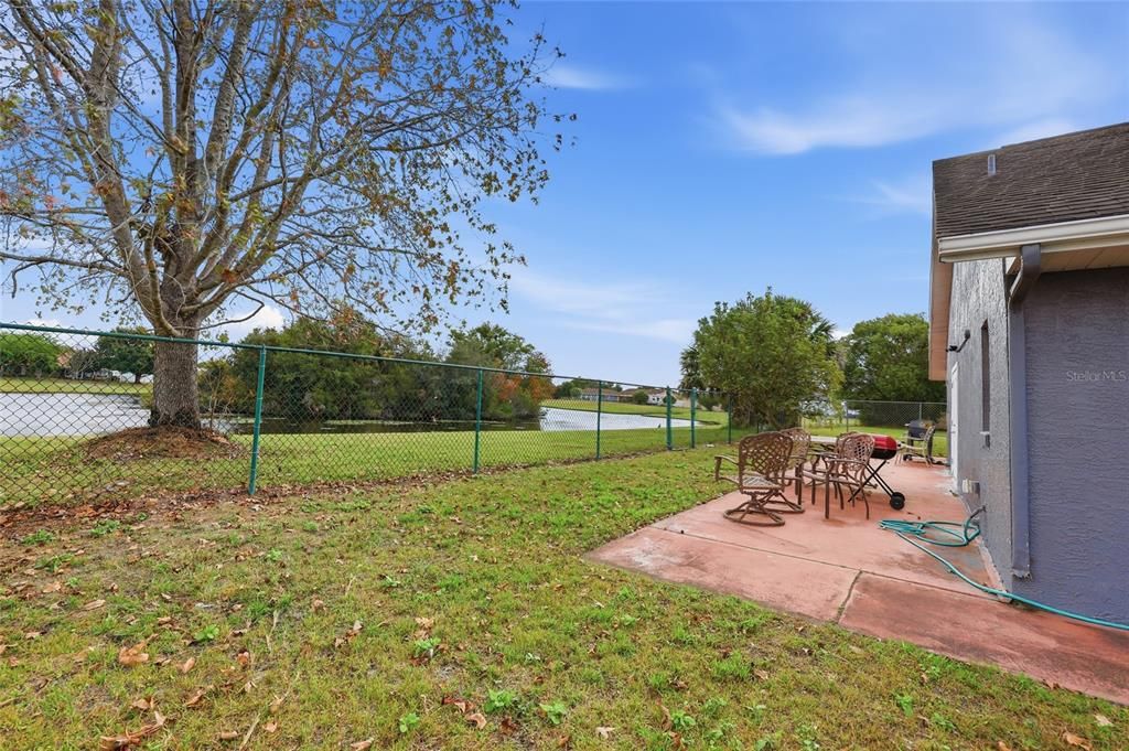 For Sale: $340,000 (3 beds, 2 baths, 1597 Square Feet)