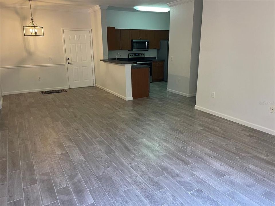 En Venta: $335,000 (3 camas, 2 baños, 1430 Pies cuadrados)