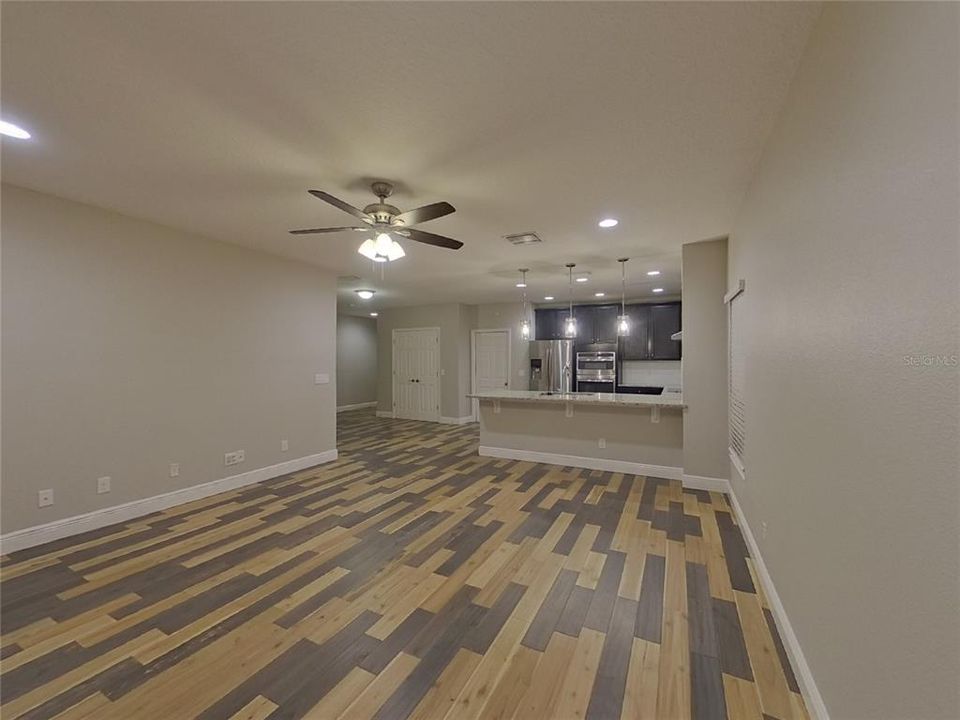 For Rent: $2,589 (4 beds, 3 baths, 2542 Square Feet)