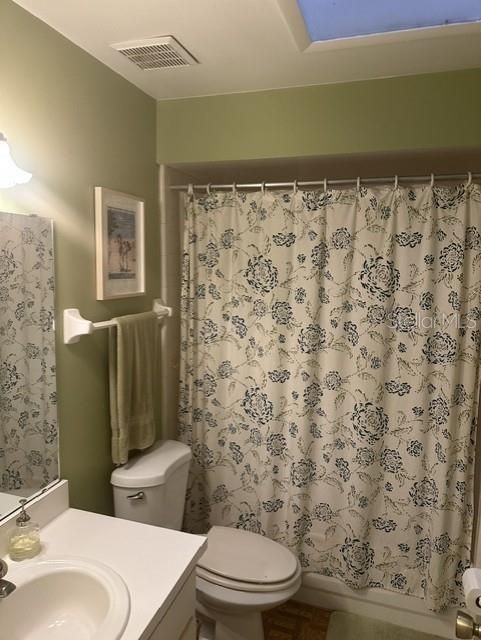 待售: $310,000 (2 贝兹, 2 浴室, 1120 平方英尺)