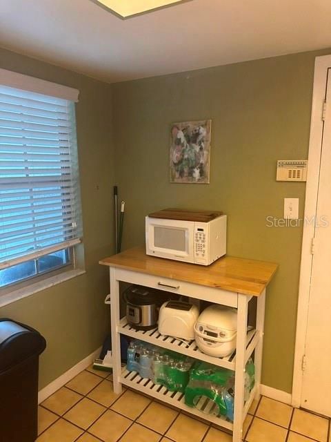 待售: $310,000 (2 贝兹, 2 浴室, 1120 平方英尺)