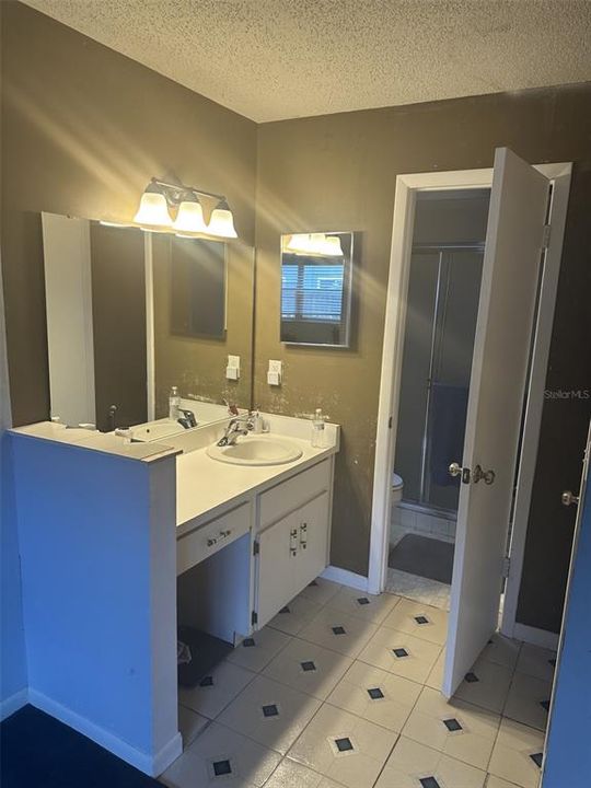 待售: $310,000 (2 贝兹, 2 浴室, 1120 平方英尺)