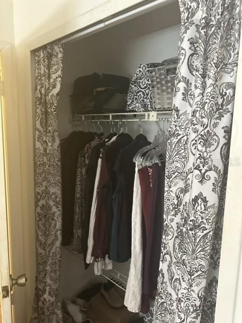 待售: $310,000 (2 贝兹, 2 浴室, 1120 平方英尺)