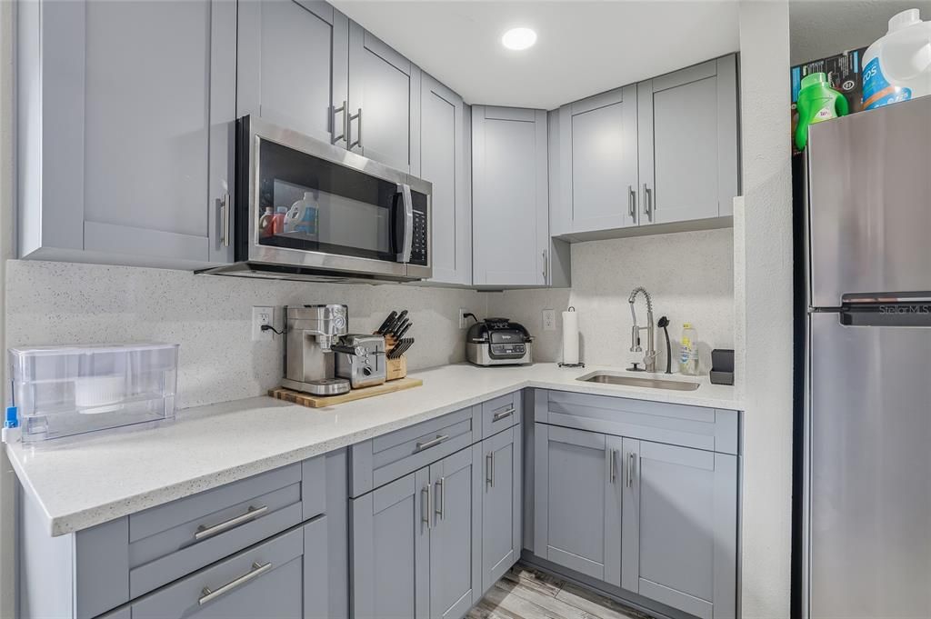 En Venta: $520,000 (5 camas, 3 baños, 1908 Pies cuadrados)