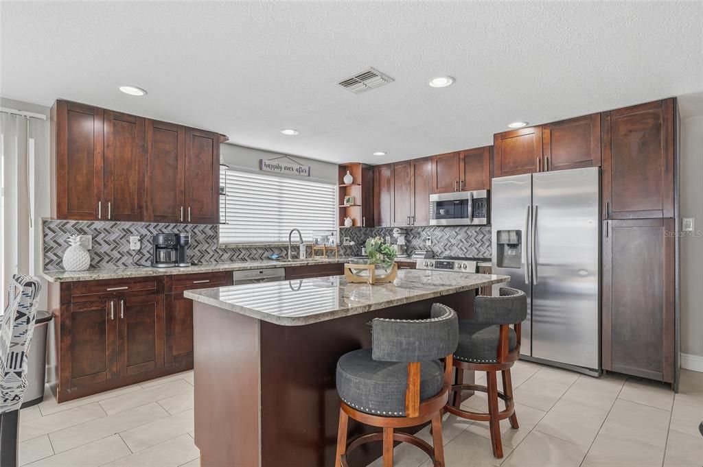 En Venta: $520,000 (5 camas, 3 baños, 1908 Pies cuadrados)