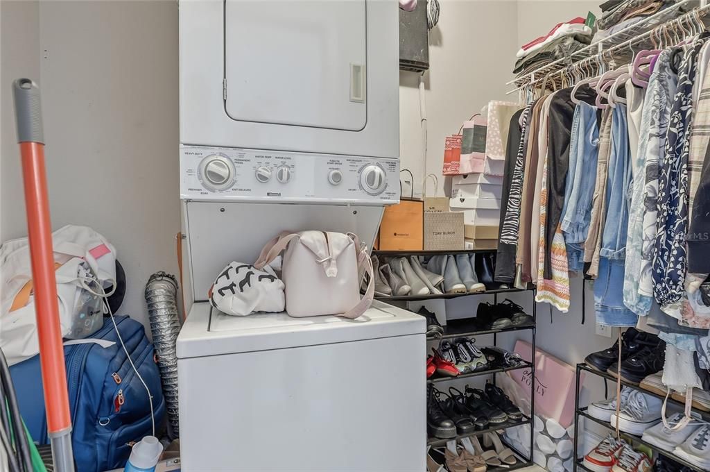 En Venta: $520,000 (5 camas, 3 baños, 1908 Pies cuadrados)