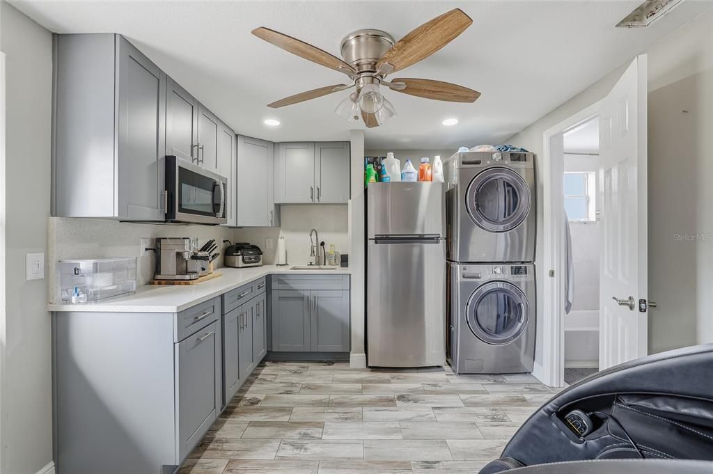 En Venta: $520,000 (5 camas, 3 baños, 1908 Pies cuadrados)