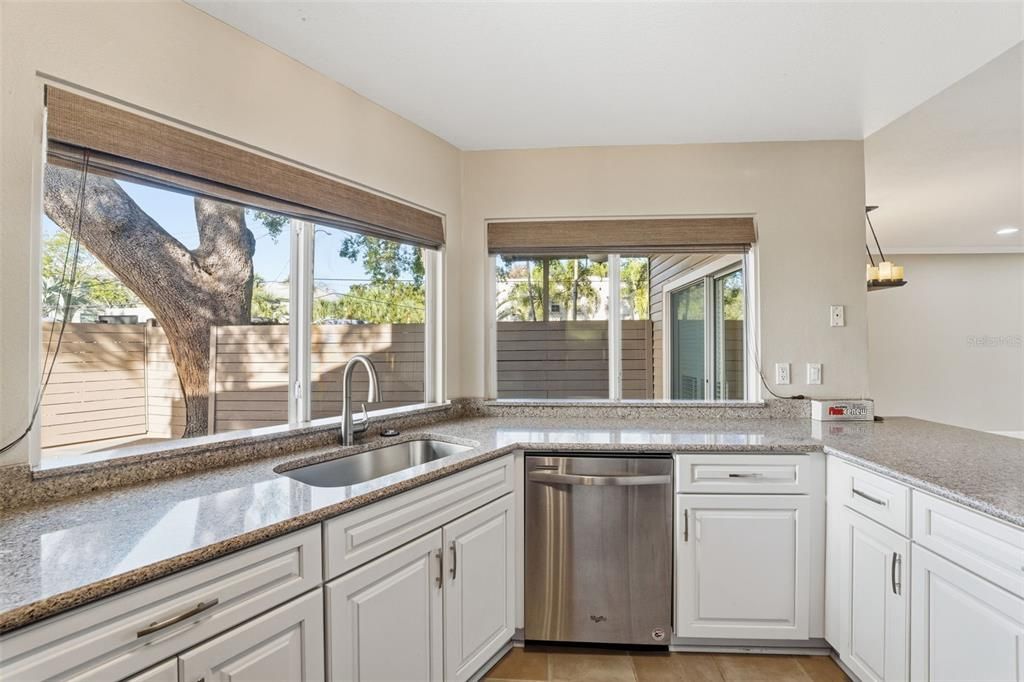 For Sale: $615,000 (3 beds, 2 baths, 1605 Square Feet)